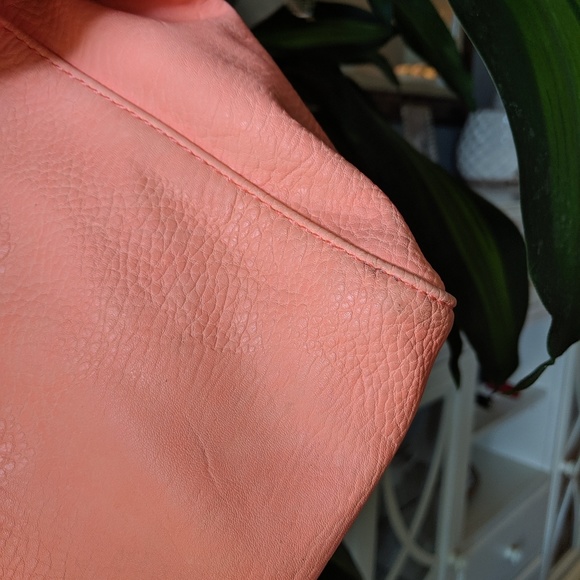 BCBGeneration Tote - Picture 4 of 7